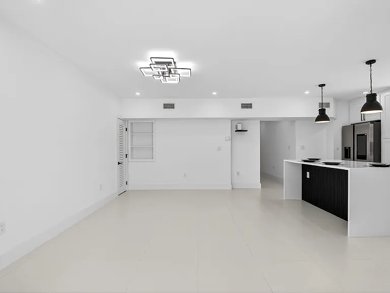 1410 Beta Ct N — Photo 25
