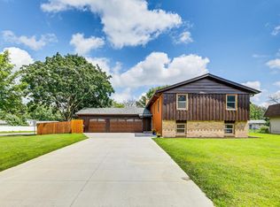 14700 Dory Ct, Apple Valley, MN 55124