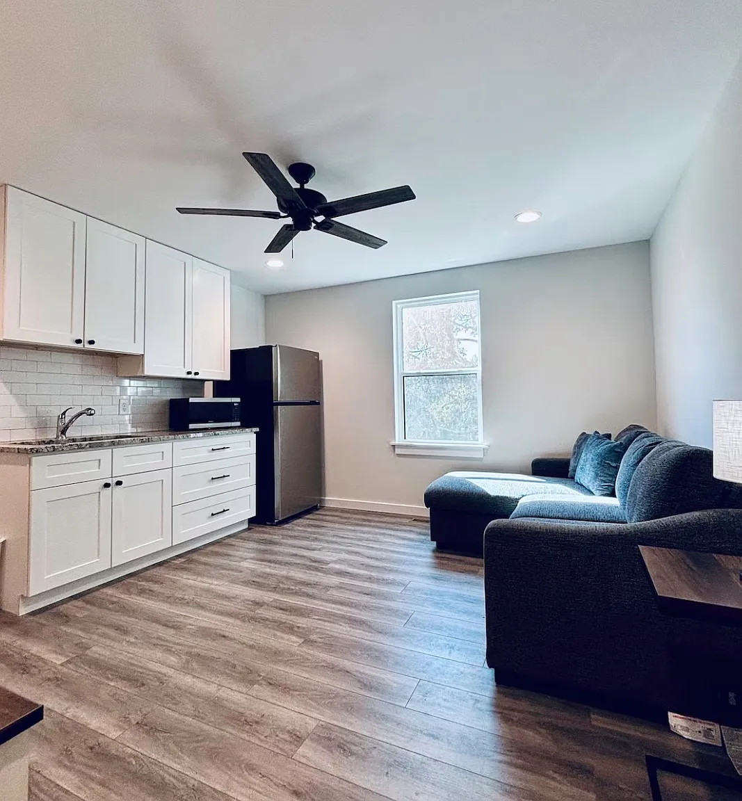 1 bed, 1.5 bath, 1200 sqft, $1,500 — Photo 4
