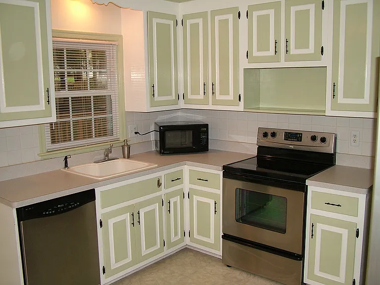 1906 Sorrento Pl — Photo 4