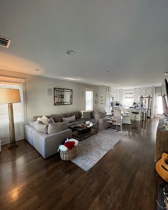 3 bed, 3.5 bath, 1745 sqft, $3,500 — Photo 4