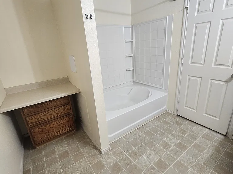 3414 Ironwood Fls — Photo 16
