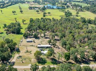 9486 Puddin Ln, Madisonville, TX