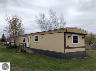 4987 Flamingo Dr S, Traverse City, MI 49685