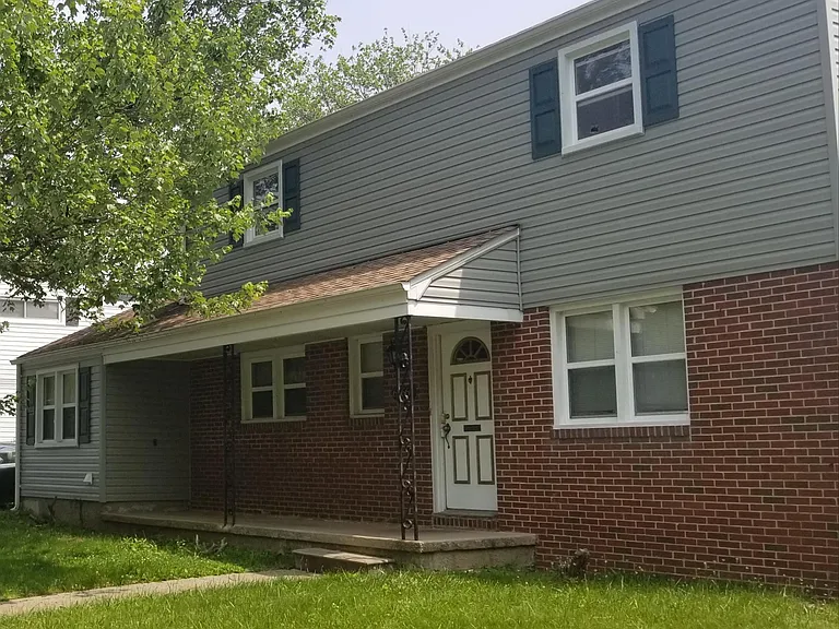 6866 Parsons Ave — Photo 1