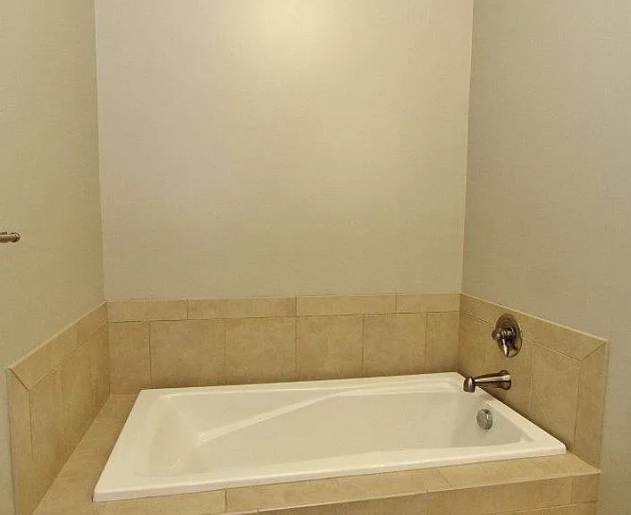 419 S 8th St #303 — Photo 17