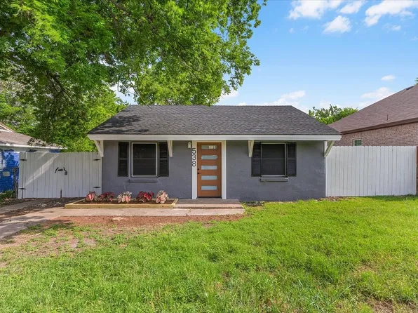 538 S Redford Ln, White Settlement, TX 76108