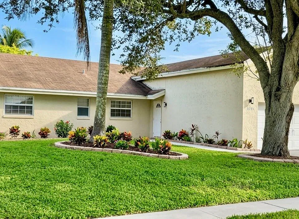 8331 NW 50th St