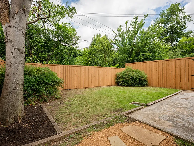 11231 Park Central Pl — Photo 36