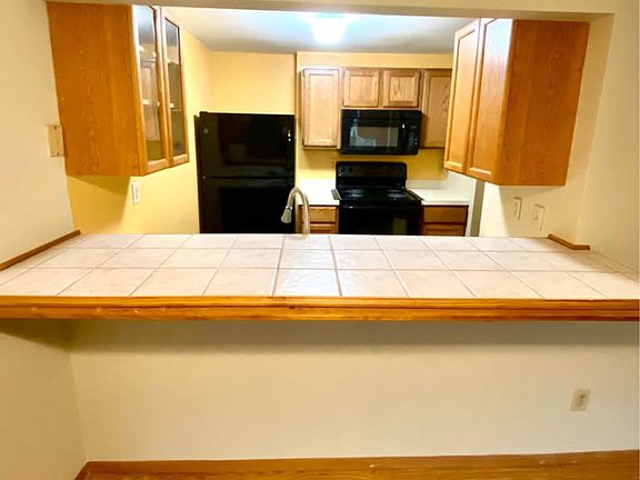 4th image of 6107 Bethlehem Ln
