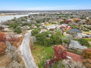 7533 Foster Dr, Lake Worth, TX 76135