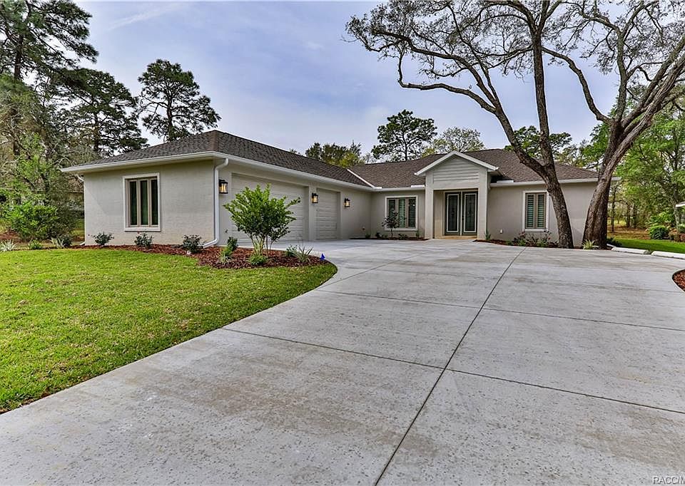 1st image of 3170 N Pinelake Vlg