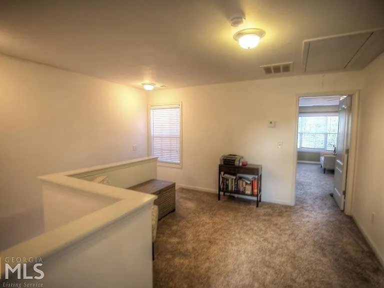 1978 Dakota Dr NW — Photo 8