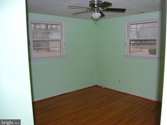 5th image of 59 Juanita Ln