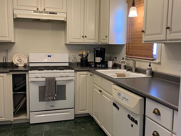 5th image of 5904 Locke Ave