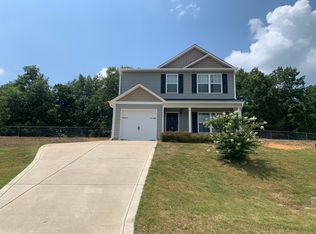 38 Lynn Bell Ct, Lillington, NC 27546