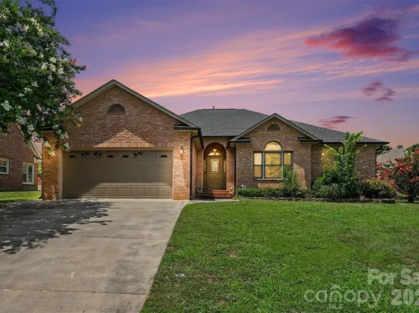 507 Birmingham Ct, Rock Hill, SC 29732