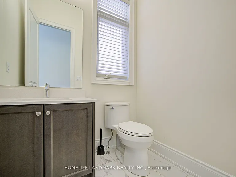 35 Red Giant St #MAIN 2ND FLOOR — Photo 6