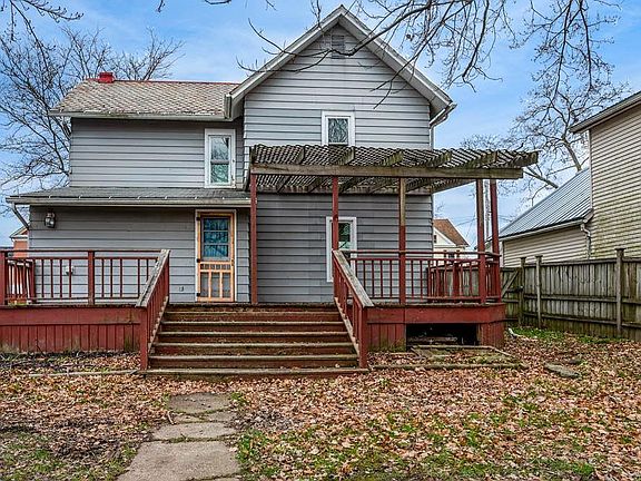 3rd image of 155 Woodland Ave