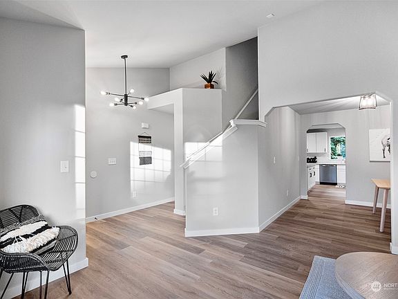 4th image of 17821 17th Avenue Ct E