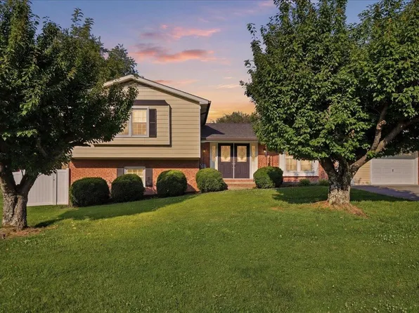 985 S Marshall St, Front Royal, VA 22630