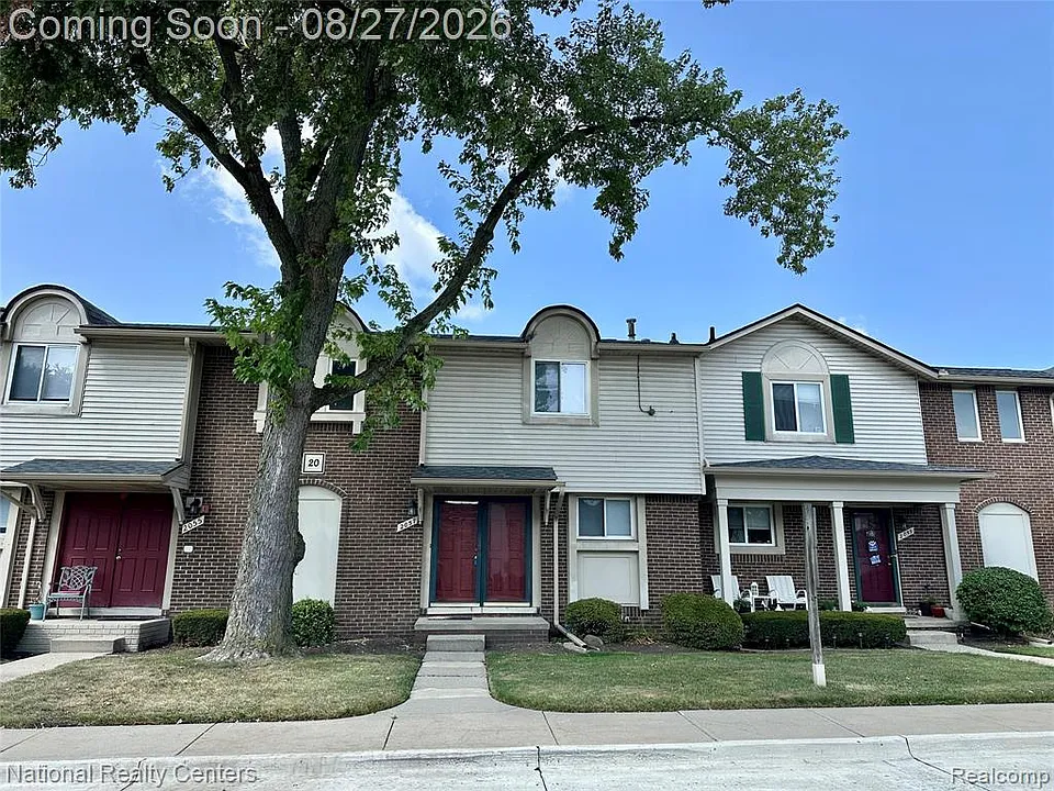 2057 W Franklin Dr #41