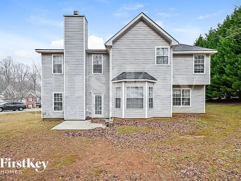 161 Titan Rd — Photo 15