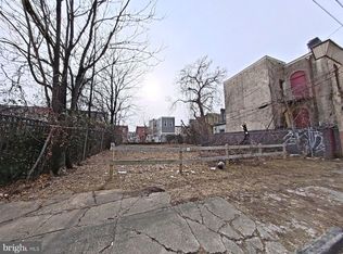 3042 W Arizona St, Philadelphia, PA 19132