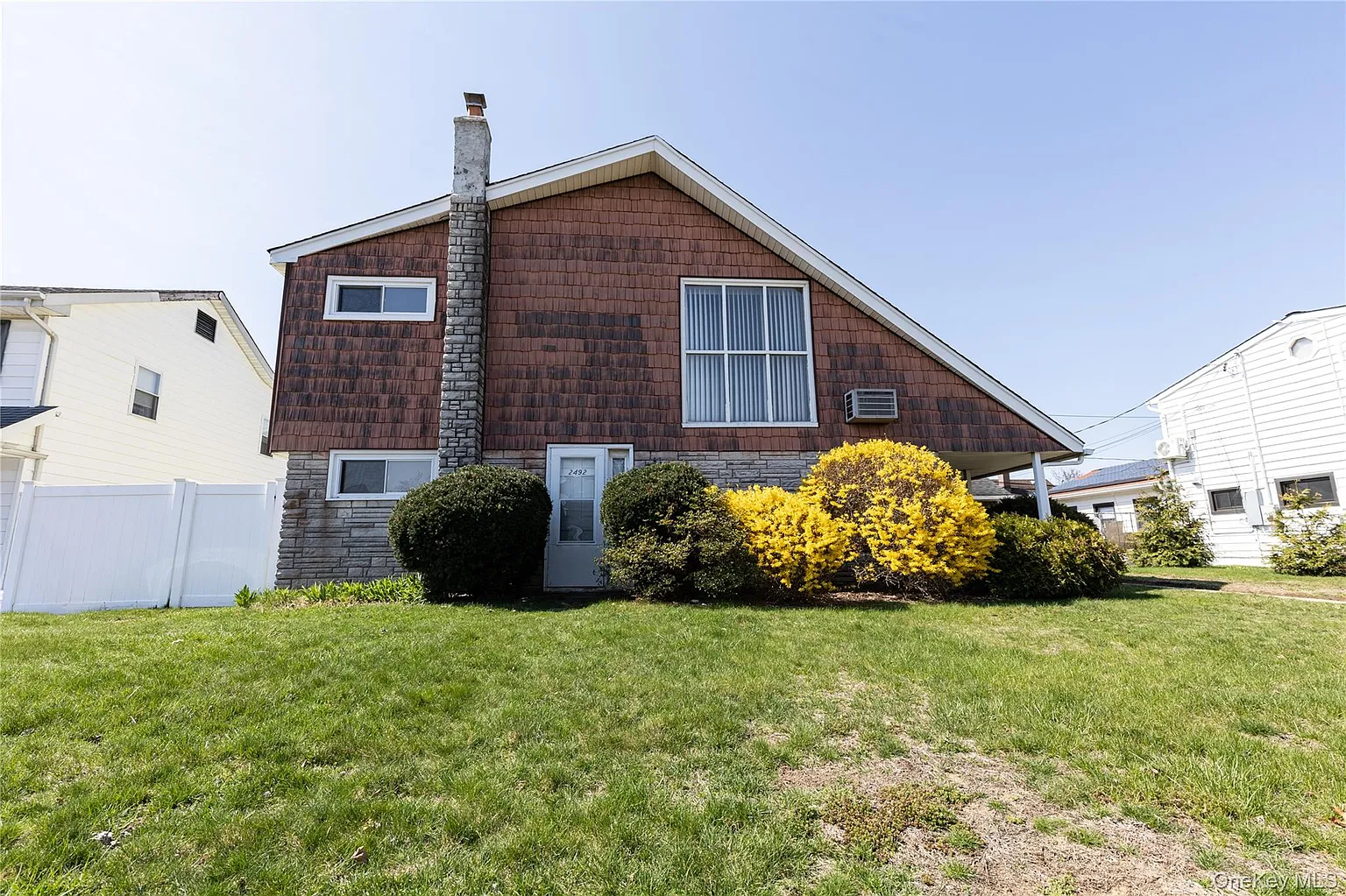 2492 2nd Street photo 1