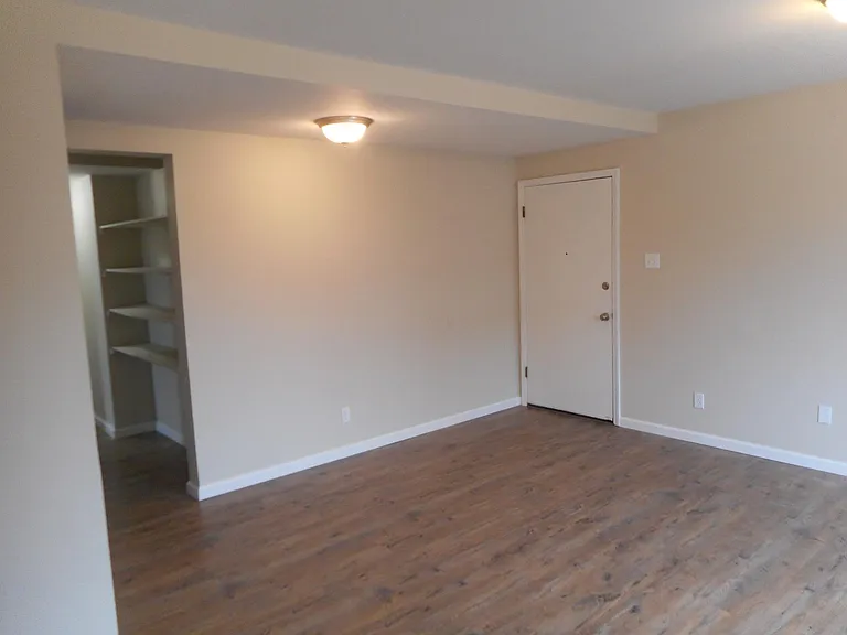 2219 SW Fairlawn Rd #1 — Photo 7