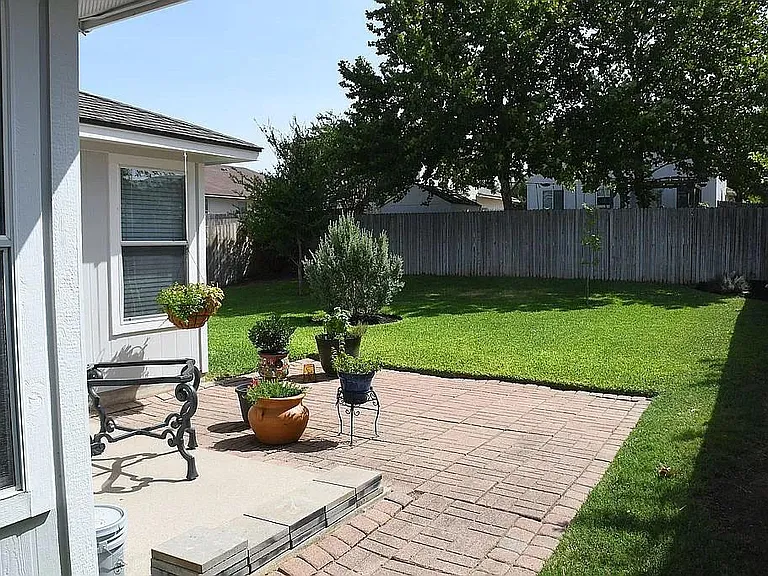 321 Avalanche Ave — Photo 10