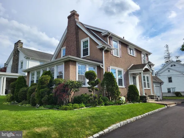 470 Gainsboro Rd, Drexel Hill, PA 19026