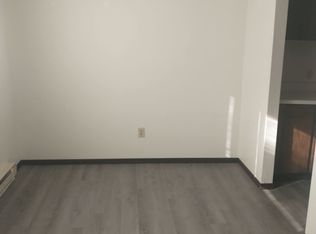 635 Dennison Woods Ave, Dennison, OH 44621