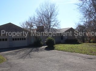 12604 S Pope Lick Rd, Louisville, KY 40299