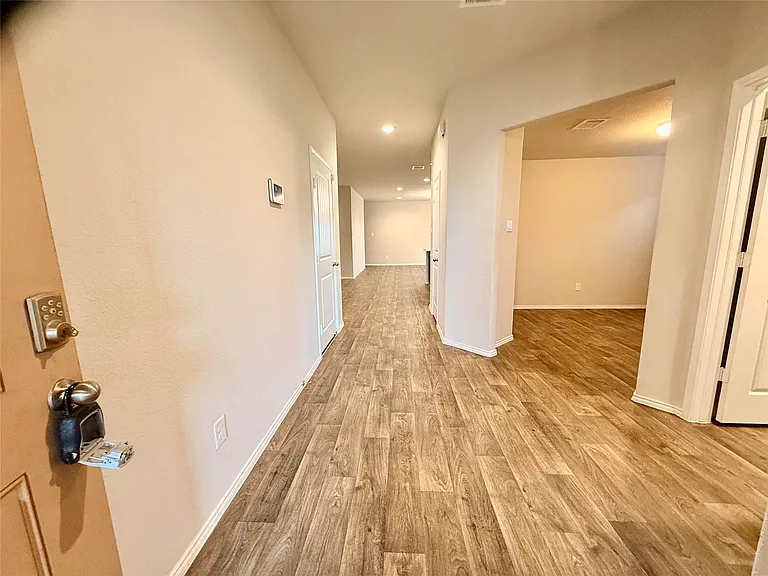 846 Autumn Flats Way — Photo 4
