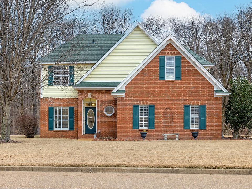 1st image of 418 N Gretna Green Dr