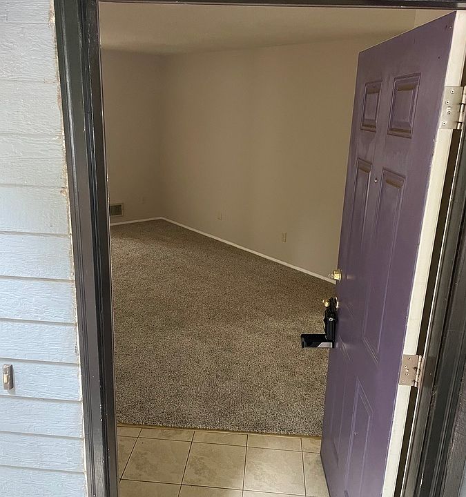 1st image of 11309 SW 135th Ave APT 5