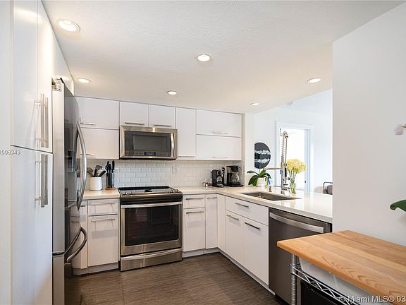 4th image of 1 Alhambra Cir APT 305