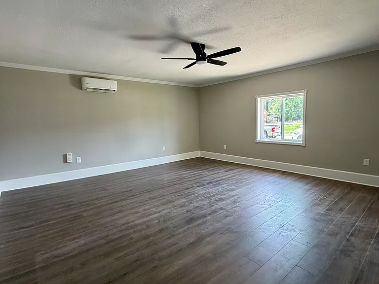 Larger Rooms
Great Floor Plan