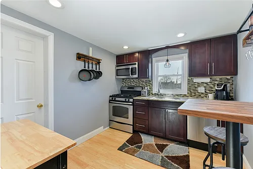 11 Telegraph St #2 Photo 1