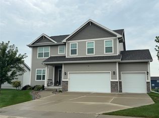 2012 NW Applewood St, Ankeny, IA 50023
