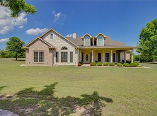 1030 N Oak Branch Rd, Waxahachie, TX 75167