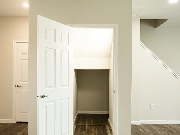994 Mount Vernon Rd #1 — Photo 36