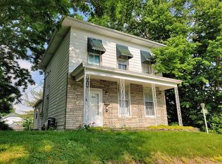 420 S 7th St, Burlington, IA 52601