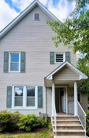408 S Elmer St — Photo 1
