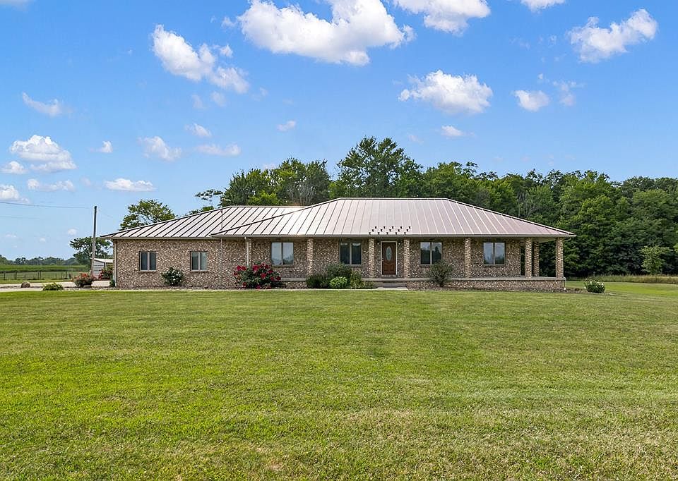 1st image of 318 County Road 1171