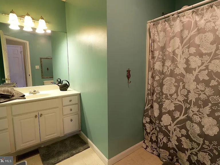 226 Amblewood Way — Photo 12