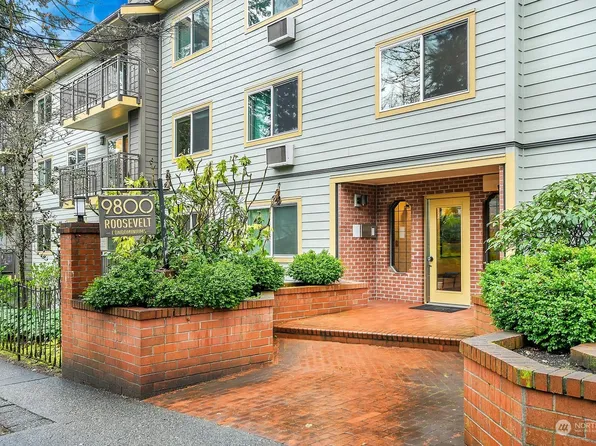 9800 Roosevelt Way NE #2, Seattle, WA 98115