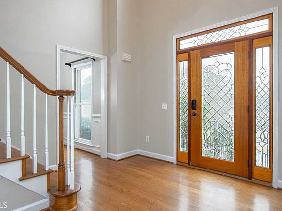 4th image of 1431 Radstone Dr