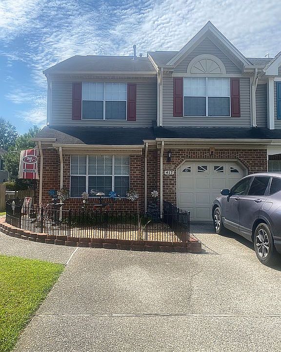 1st image of 417 S Lake Cir